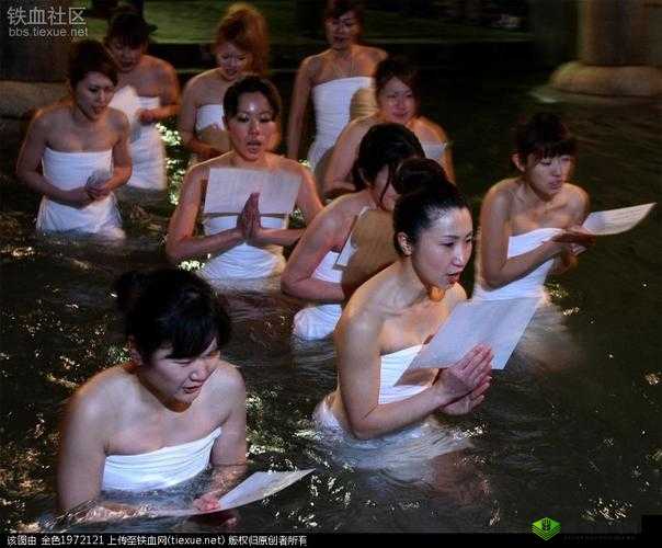 日本裸体女人:揭示日化的真实一面